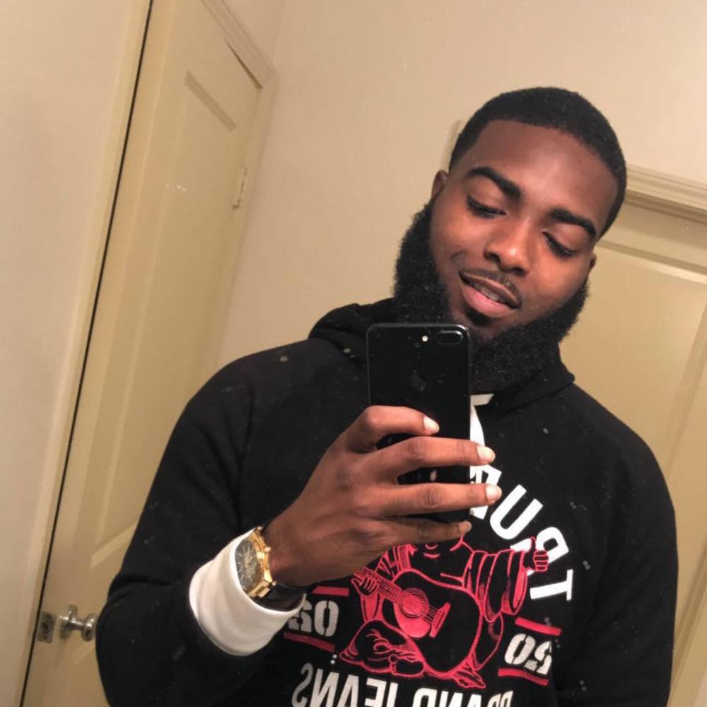 Meet your Posher, Davante